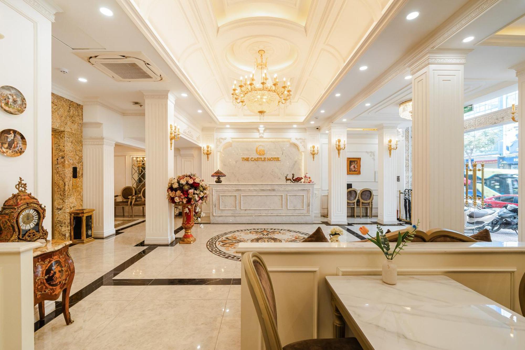 The Castle Hotel Ханой Екстериор снимка
